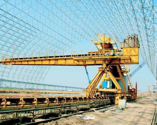 Stivuitor cantilever de tip lateral Stivuitor cantilever de tip lateral